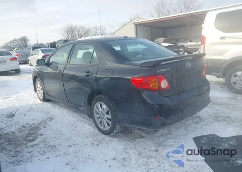 2010 Toyota Corolla S z USA, uszkodzony, nr VIN 2T1BU4EE8AC469465